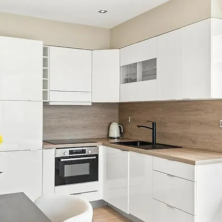 Appartamento Amazing 2 Bedroom Behind Martinez